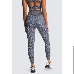 DoYouEven size XS excel black speckled high rise full length leggings